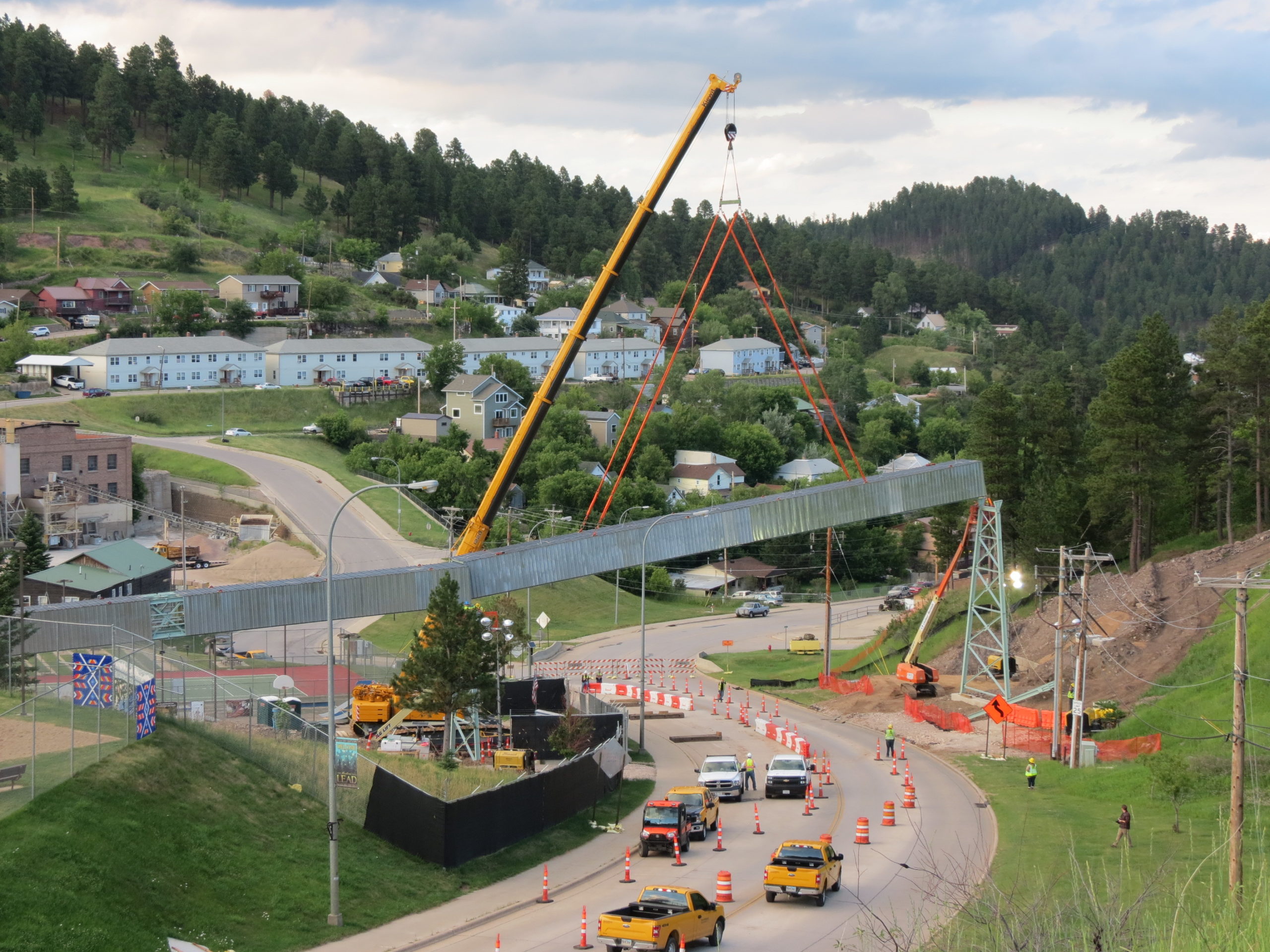 Overland conveyor